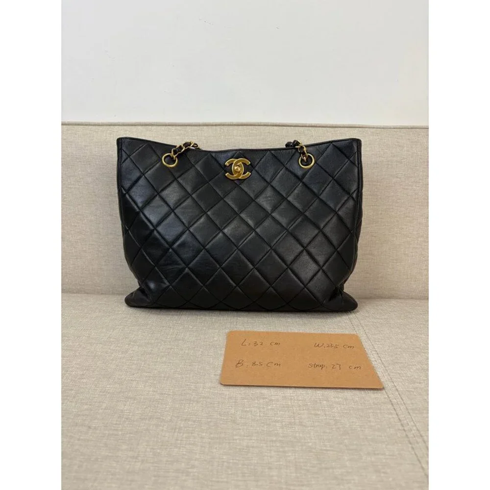 CHANEL 100% authentic